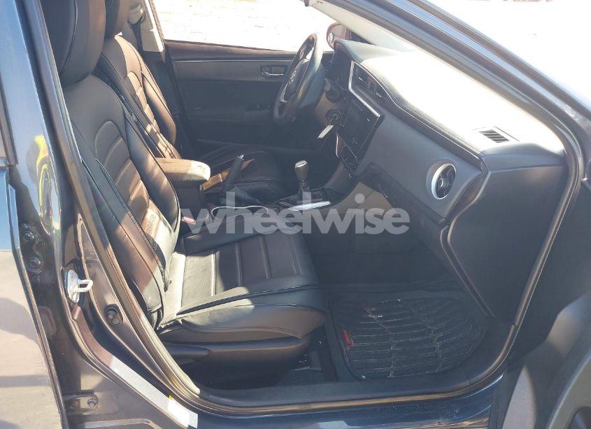 Photo 5 of 2017 Toyota Corolla LE (VIN 5YFBURHE1HP732897)