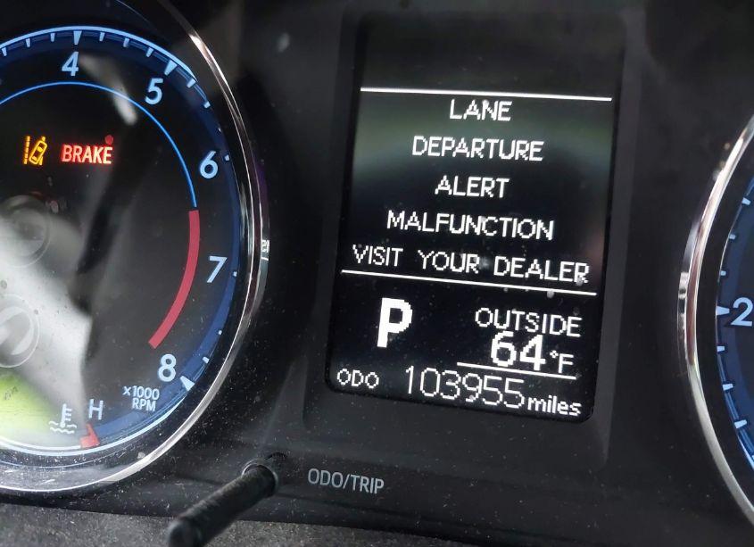 Photo 16 of 2017 Toyota Corolla LE (VIN 5YFBURHE1HP737212)