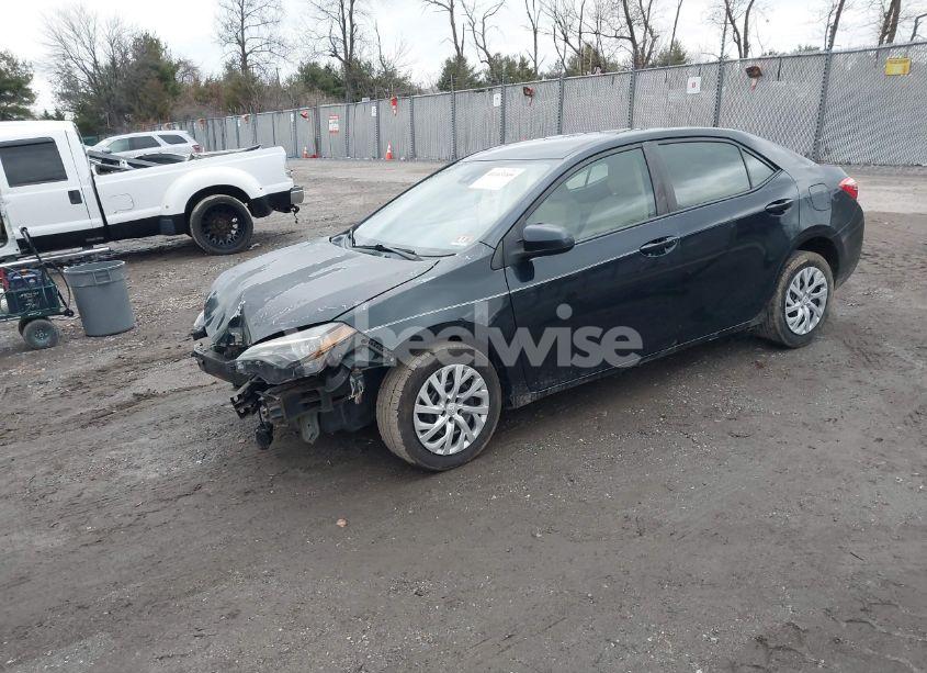 Photo 2 of 2017 Toyota Corolla LE (VIN 5YFBURHE1HP737646)