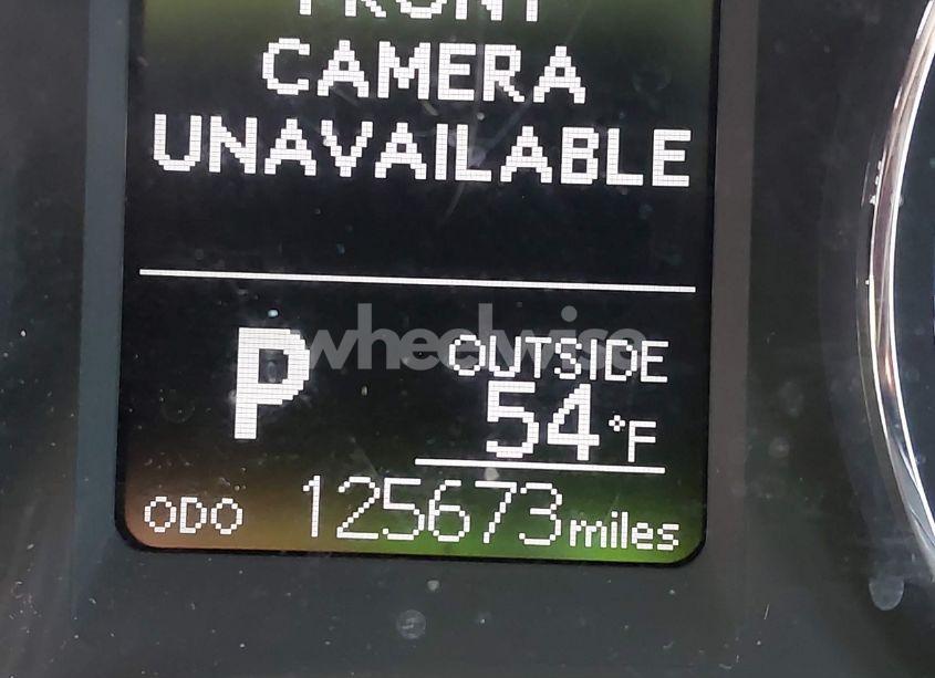 Photo 15 of 2018 Toyota Corolla LE (VIN 5YFBURHE1JP755280)