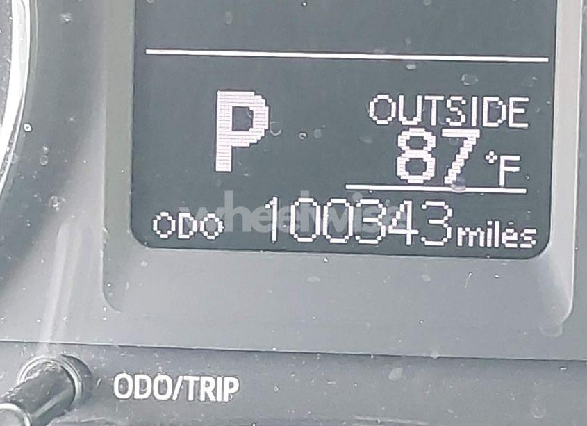 Photo 15 of 2018 Toyota Corolla LE (VIN 5YFBURHE1JP793513)