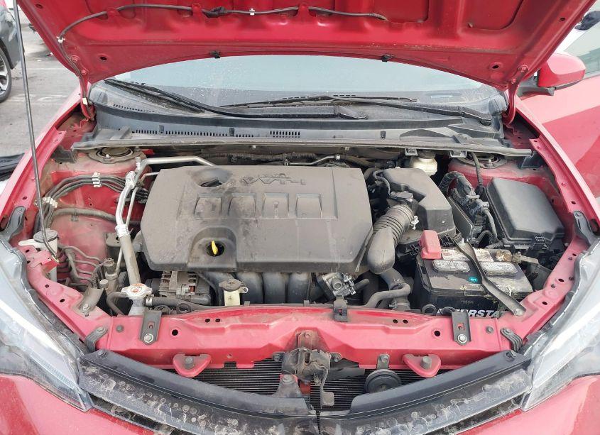 Photo 10 of 2018 Toyota Corolla LE (VIN 5YFBURHE1JP809953)