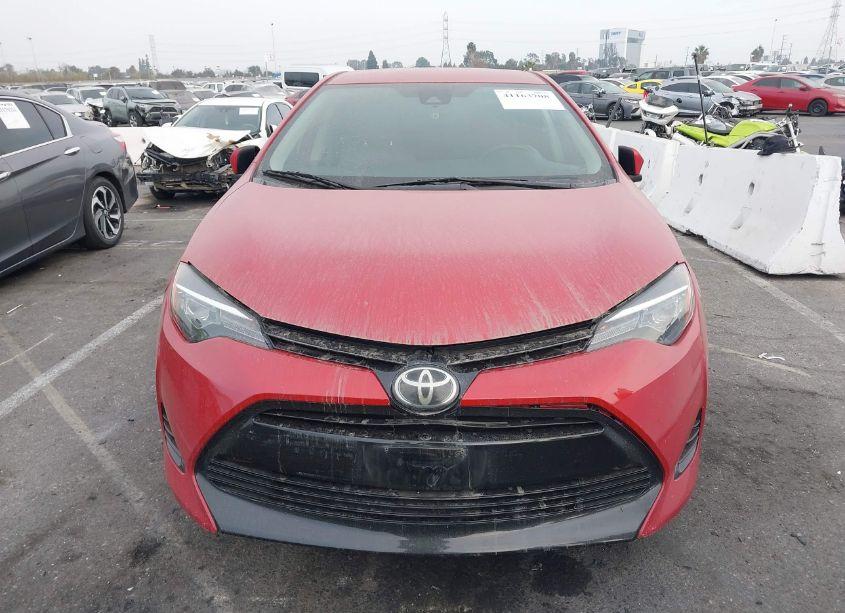 Photo 12 of 2018 Toyota Corolla LE (VIN 5YFBURHE1JP809953)