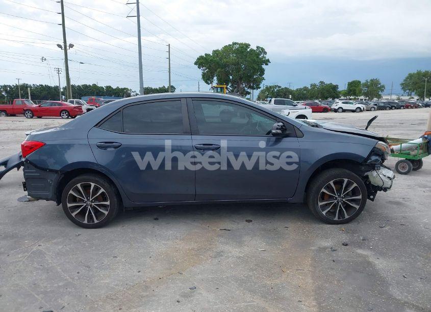 Photo 14 of 2018 Toyota Corolla SE (VIN 5YFBURHE1JP814781)