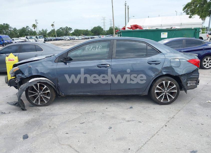 Photo 15 of 2018 Toyota Corolla SE (VIN 5YFBURHE1JP814781)