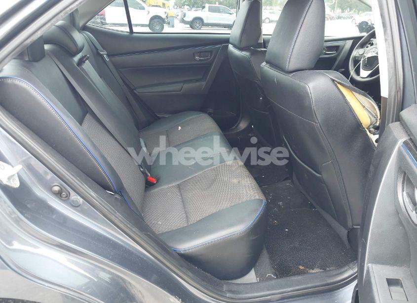 Photo 8 of 2018 Toyota Corolla SE (VIN 5YFBURHE1JP814781)