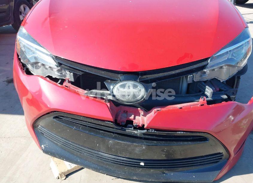 Photo 17 of 2018 Toyota Corolla LE (VIN 5YFBURHE1JP846582)