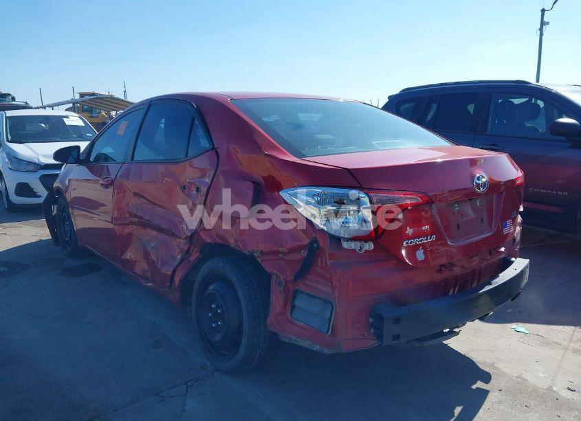 Photo 3 of 2018 Toyota Corolla LE (VIN 5YFBURHE1JP846582)