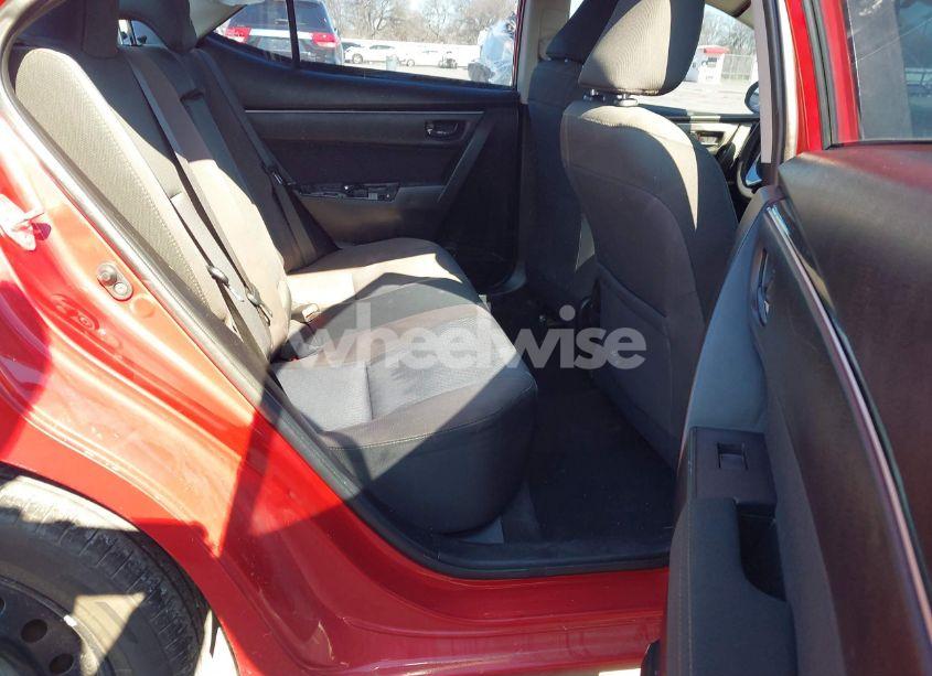 Photo 8 of 2018 Toyota Corolla LE (VIN 5YFBURHE1JP846582)