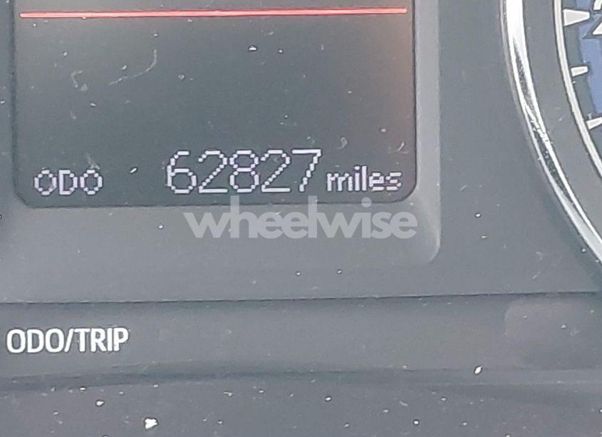 Photo 15 of 2019 Toyota Corolla LE (VIN 5YFBURHE1KP865263)