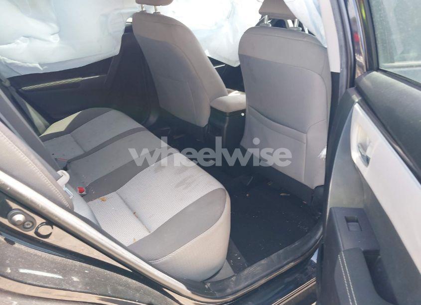 Photo 8 of 2019 Toyota Corolla LE (VIN 5YFBURHE1KP865263)