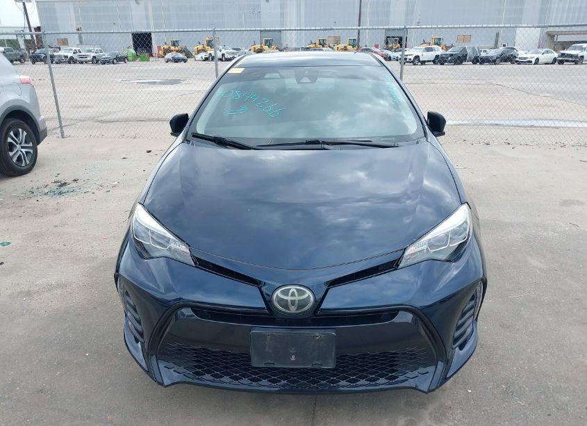 Photo 12 of 2019 Toyota Corolla SE (VIN 5YFBURHE1KP869104)