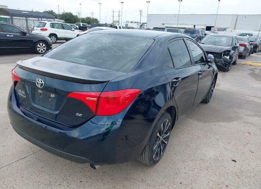 Photo 4 of 2019 Toyota Corolla SE (VIN 5YFBURHE1KP869104)