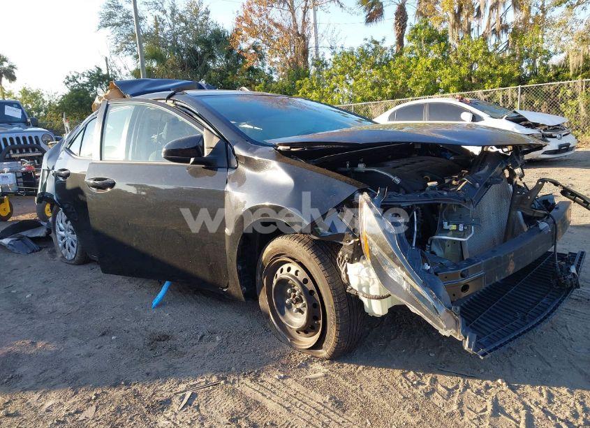 Photo 13 of 2019 Toyota Corolla LE (VIN 5YFBURHE1KP870639)