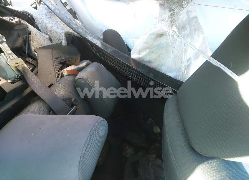 Photo 8 of 2019 Toyota Corolla LE (VIN 5YFBURHE1KP870639)