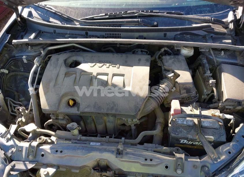 Photo 10 of 2019 Toyota Corolla SE (VIN 5YFBURHE1KP877641)