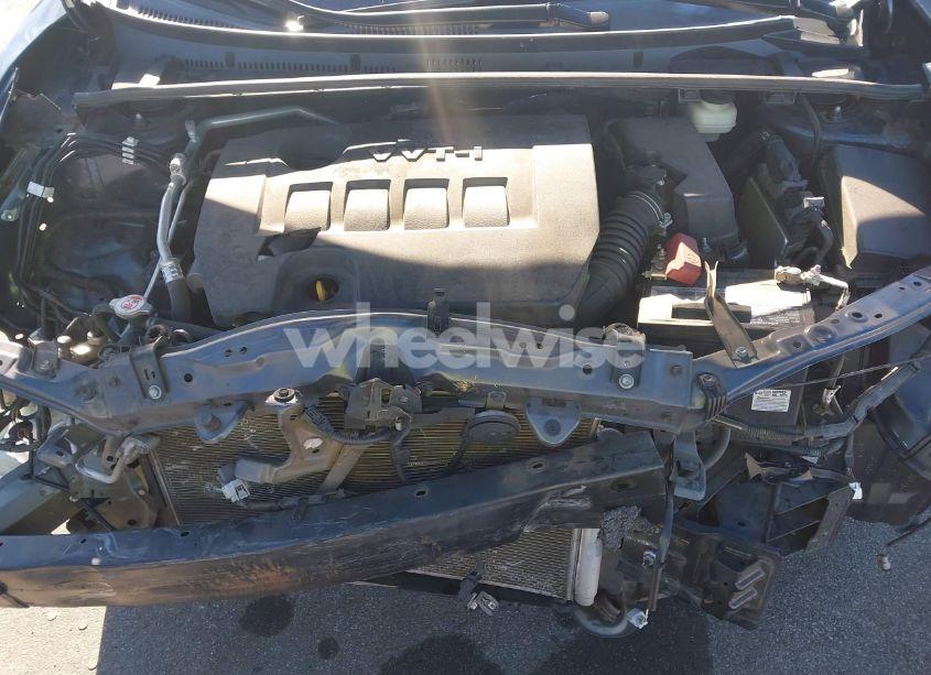 Photo 10 of 2019 Toyota Corolla SE (VIN 5YFBURHE1KP878790)