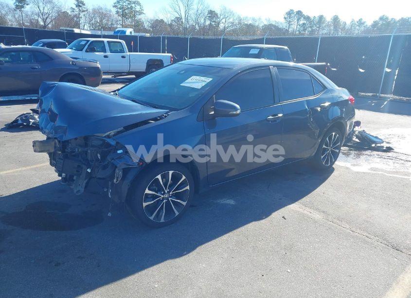 Photo 2 of 2019 Toyota Corolla SE (VIN 5YFBURHE1KP878790)