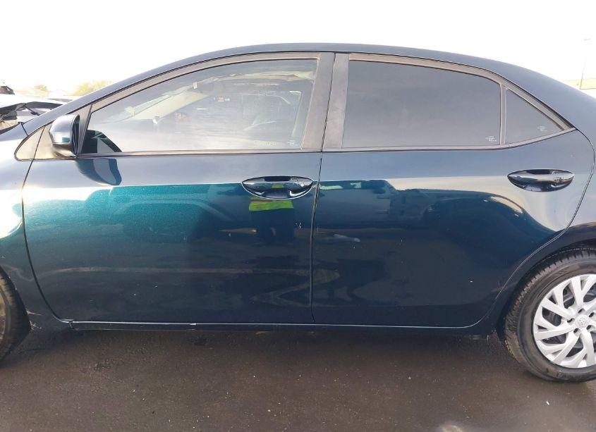 Photo 14 of 2019 Toyota Corolla LE (VIN 5YFBURHE1KP890597)