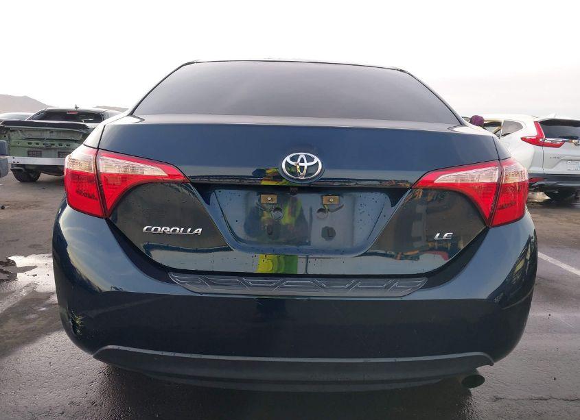 Photo 16 of 2019 Toyota Corolla LE (VIN 5YFBURHE1KP890597)