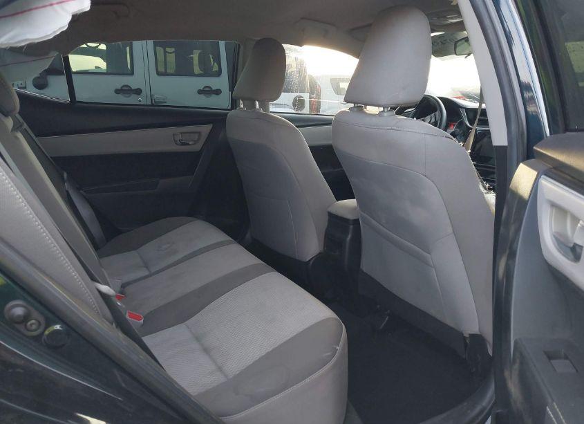 Photo 8 of 2019 Toyota Corolla LE (VIN 5YFBURHE1KP890597)