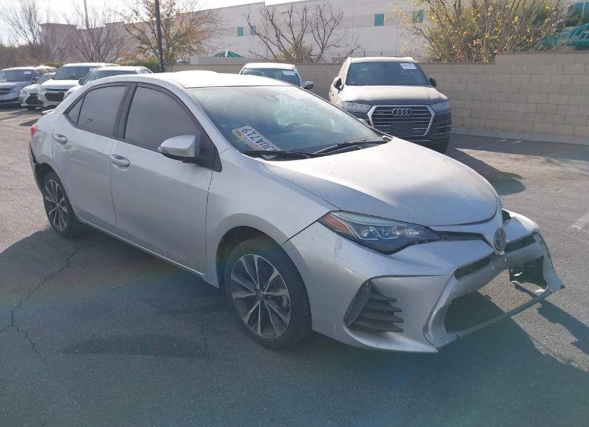 2019 Toyota Corolla SE (VIN 5YFBURHE1KP891040) main photo