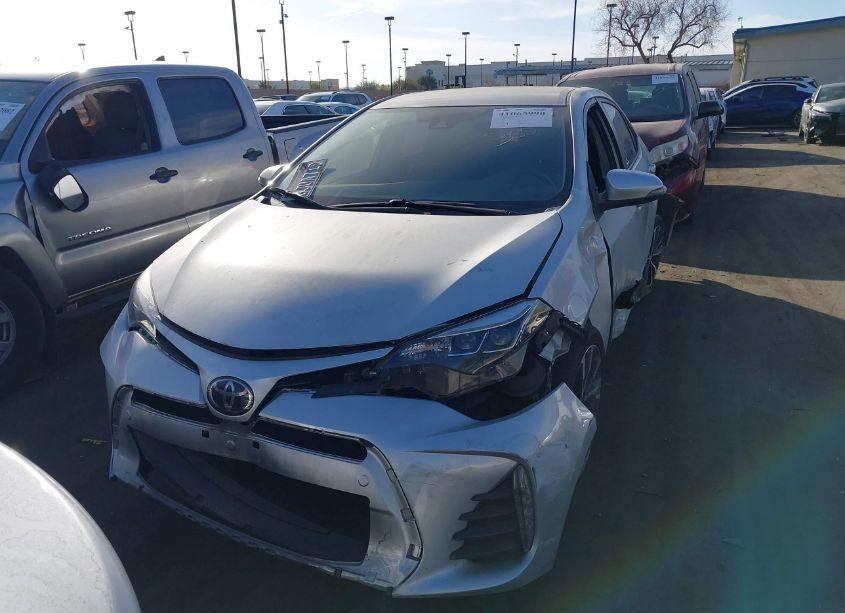 Photo 13 of 2019 Toyota Corolla SE (VIN 5YFBURHE1KP891040)