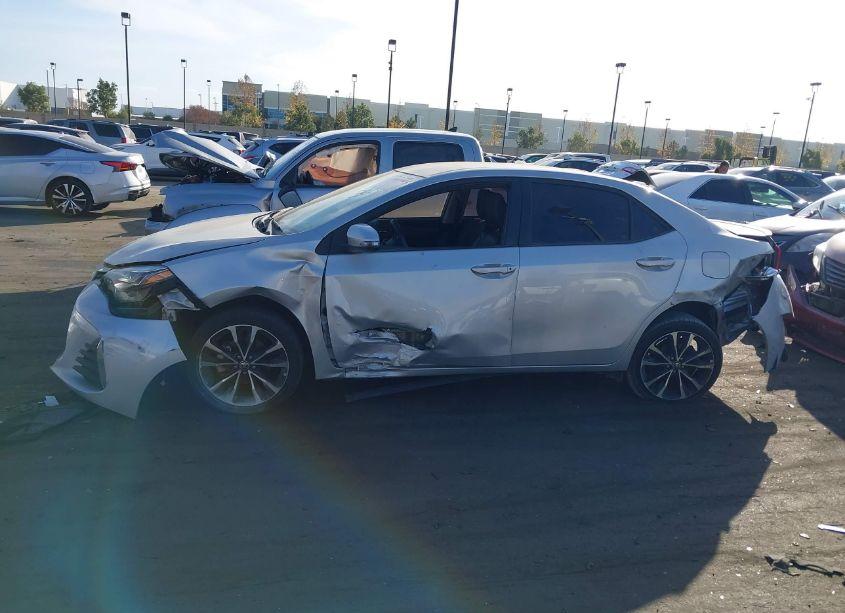 Photo 15 of 2019 Toyota Corolla SE (VIN 5YFBURHE1KP891040)