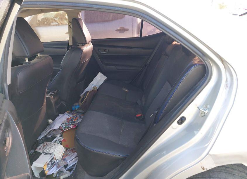 Photo 8 of 2019 Toyota Corolla SE (VIN 5YFBURHE1KP891040)