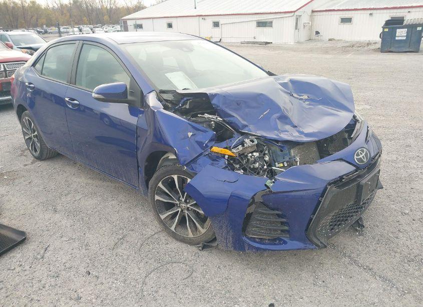 2019 Toyota Corolla SE (VIN 5YFBURHE1KP897338) main photo