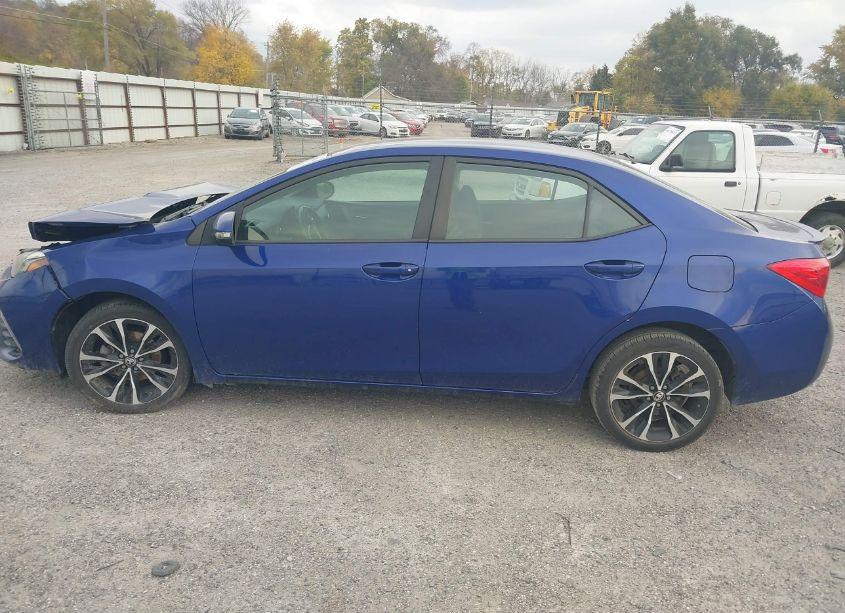 Photo 13 of 2019 Toyota Corolla SE (VIN 5YFBURHE1KP897338)