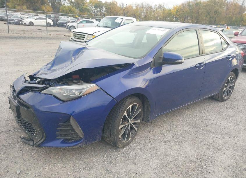 Photo 2 of 2019 Toyota Corolla SE (VIN 5YFBURHE1KP897338)