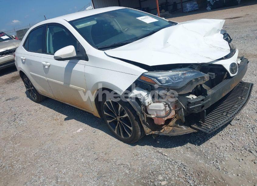 Photo 13 of 2019 Toyota Corolla SE (VIN 5YFBURHE1KP922769)