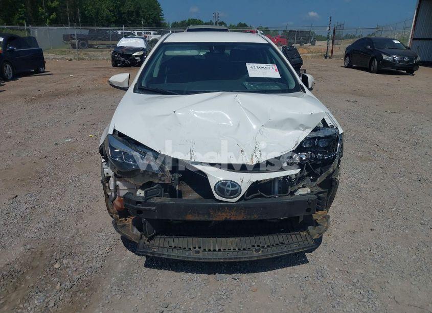 Photo 6 of 2019 Toyota Corolla SE (VIN 5YFBURHE1KP922769)