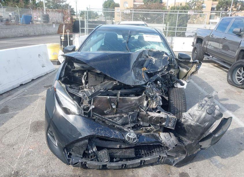 Photo 12 of 2019 Toyota Corolla LE (VIN 5YFBURHE1KP925834)