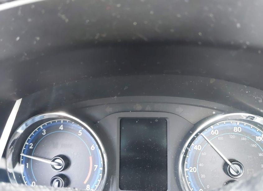 Photo 15 of 2019 Toyota Corolla LE (VIN 5YFBURHE1KP925834)