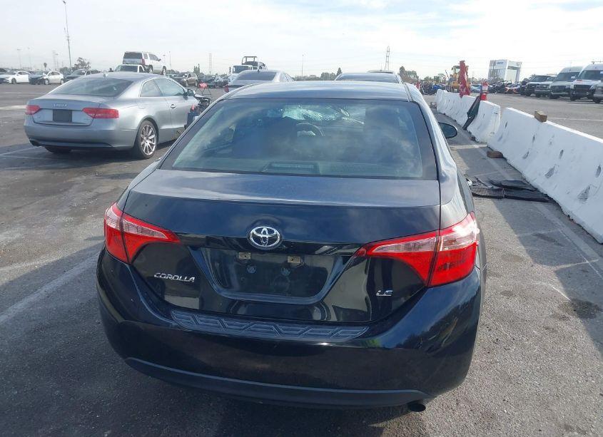 Photo 16 of 2019 Toyota Corolla LE (VIN 5YFBURHE1KP925834)