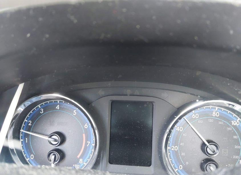 Photo 7 of 2019 Toyota Corolla LE (VIN 5YFBURHE1KP925834)