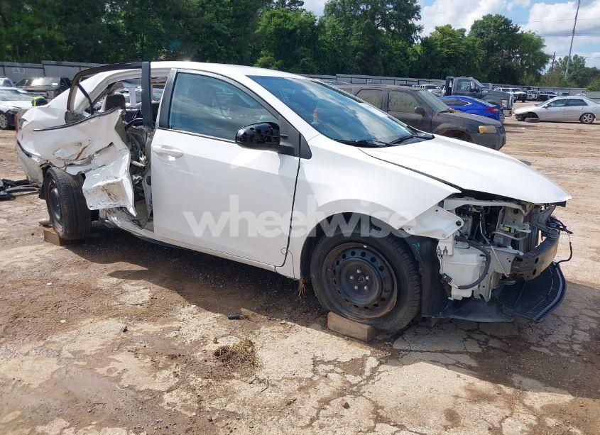 2019 Toyota Corolla LE (VIN 5YFBURHE1KP927213) main photo