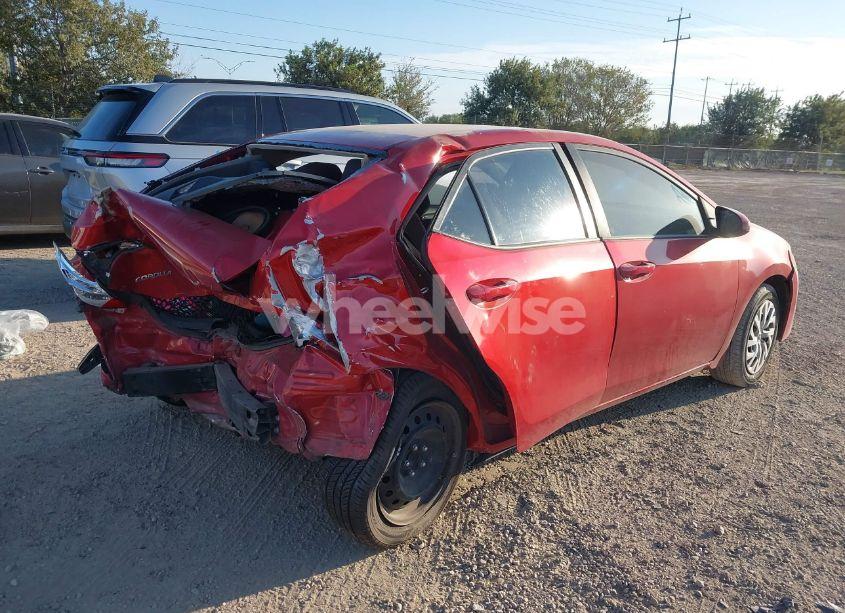 Photo 4 of 2019 Toyota Corolla LE (VIN 5YFBURHE1KP930659)