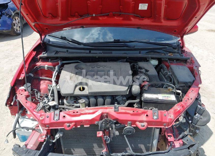 Photo 10 of 2019 Toyota Corolla LE (VIN 5YFBURHE1KP939832)