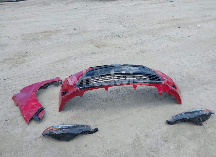 Photo 12 of 2019 Toyota Corolla LE (VIN 5YFBURHE1KP939832)