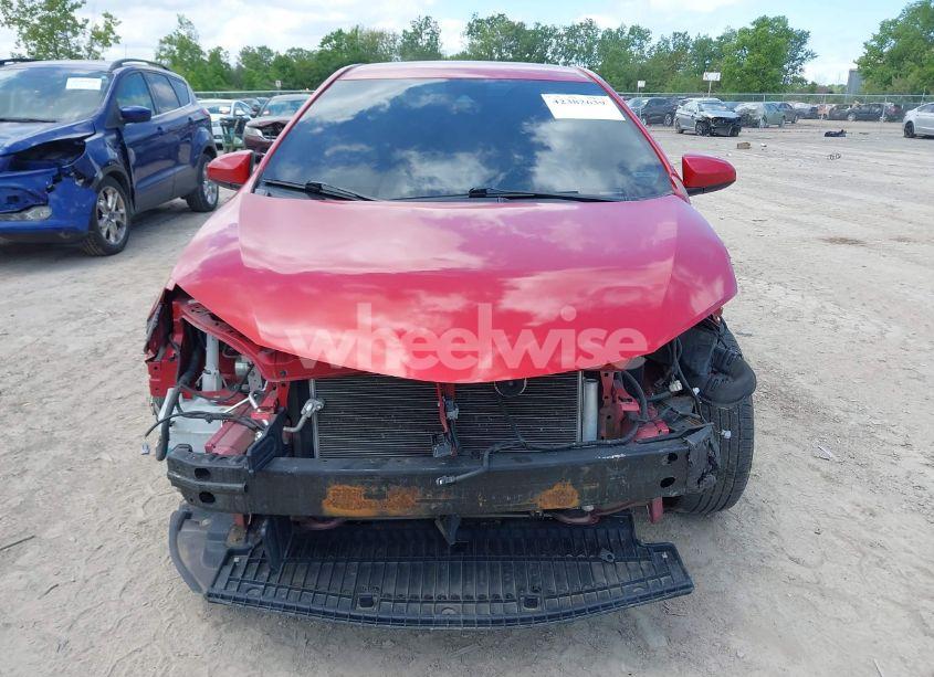 Photo 13 of 2019 Toyota Corolla LE (VIN 5YFBURHE1KP939832)