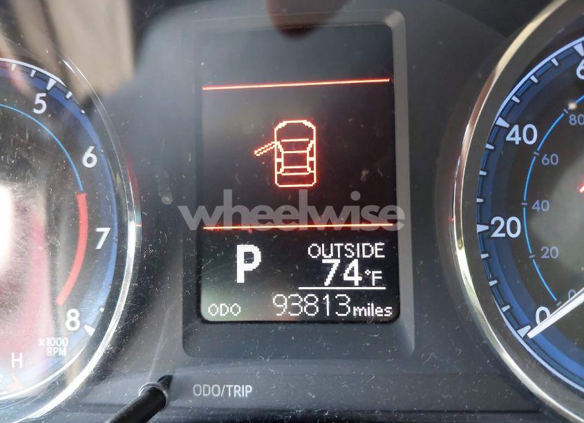 Photo 16 of 2019 Toyota Corolla LE (VIN 5YFBURHE1KP939832)