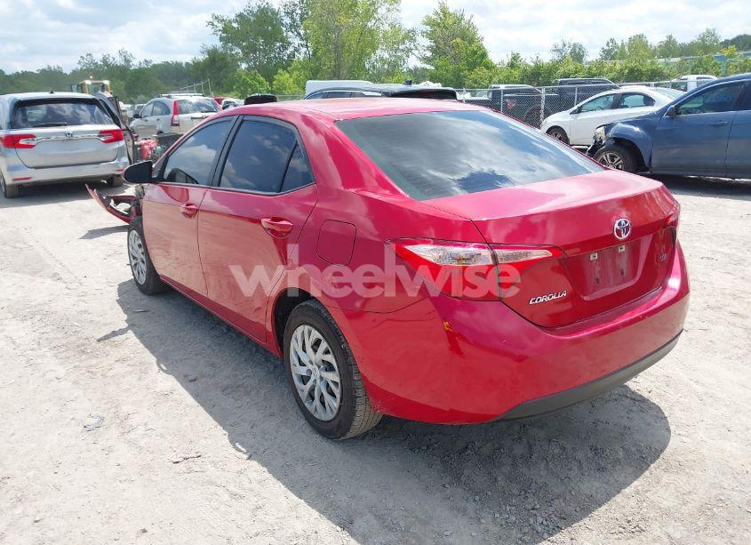 Photo 3 of 2019 Toyota Corolla LE (VIN 5YFBURHE1KP939832)