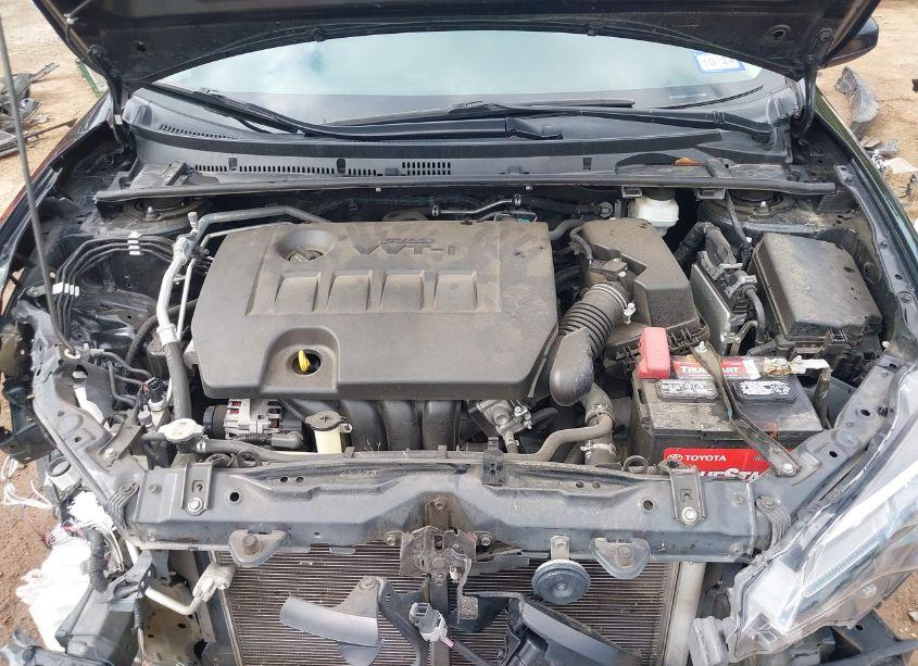 Photo 10 of 2019 Toyota Corolla LE (VIN 5YFBURHE1KP946912)