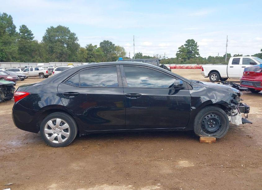 Photo 14 of 2019 Toyota Corolla LE (VIN 5YFBURHE1KP946912)