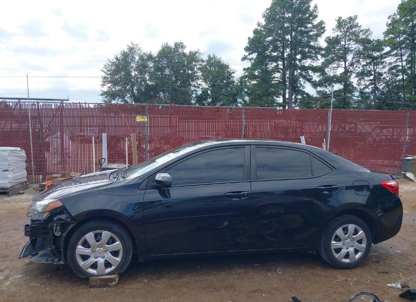 Photo 15 of 2019 Toyota Corolla LE (VIN 5YFBURHE1KP946912)