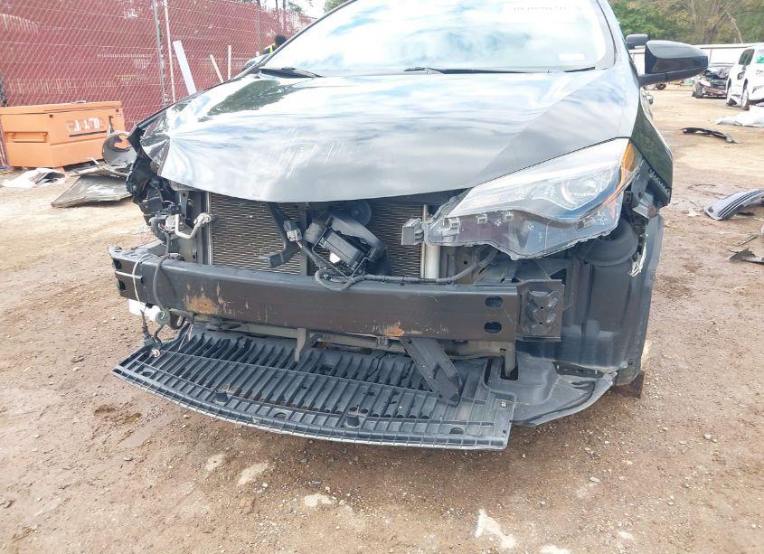 Photo 18 of 2019 Toyota Corolla LE (VIN 5YFBURHE1KP946912)