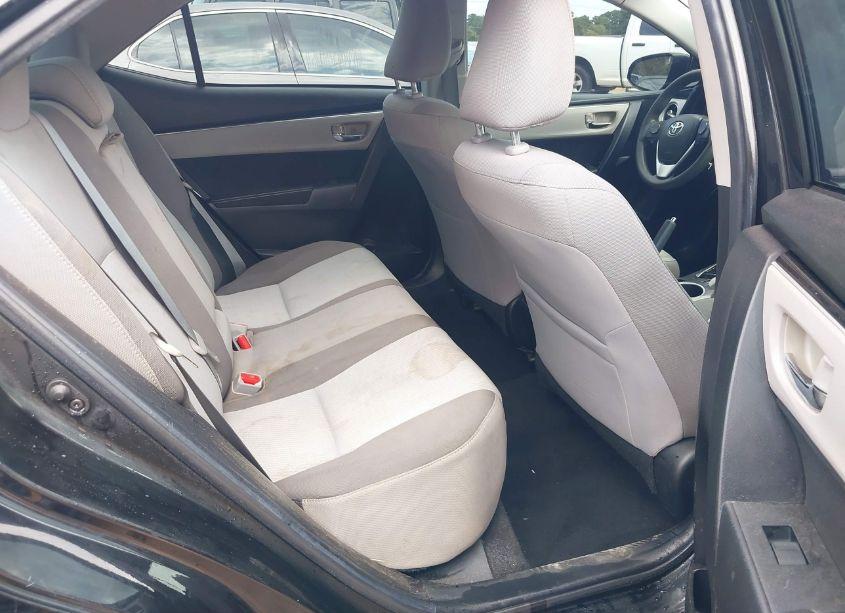 Photo 8 of 2019 Toyota Corolla LE (VIN 5YFBURHE1KP946912)